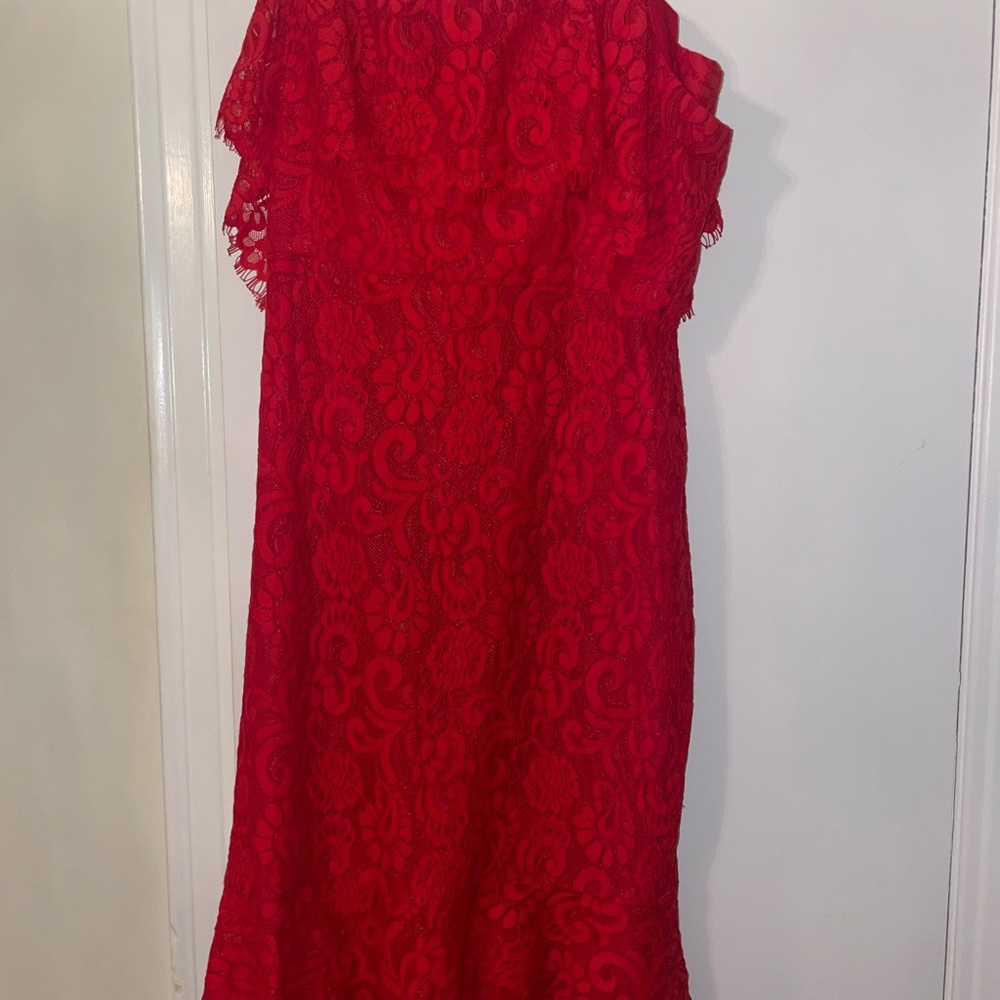 COPY - BCBGMAXAZRIA NWT red off the shoulder lace dress - Picture 4 of 10